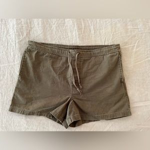 Cargo shorts army green